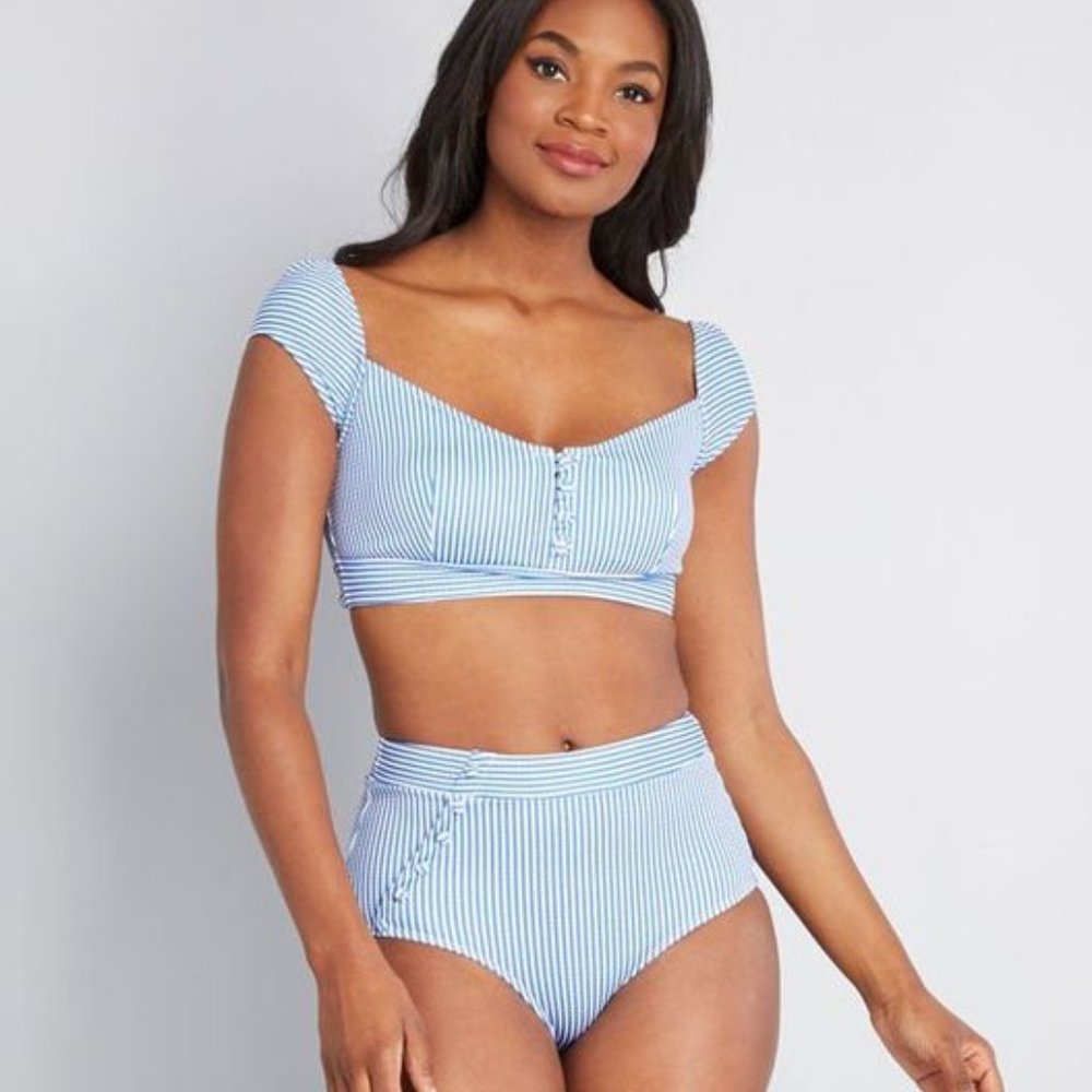 Modcloth "Sissone" Off Shoulder Cap Sleeve Button Up Swim Top - Size Medium